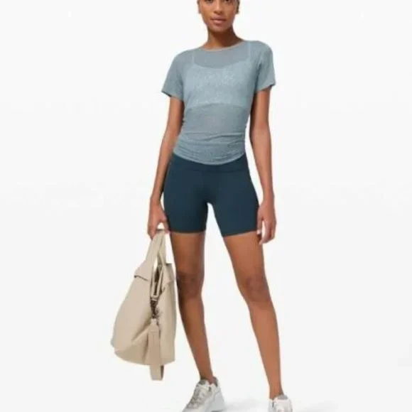 Loop Around Tee - Picture 11 of 12